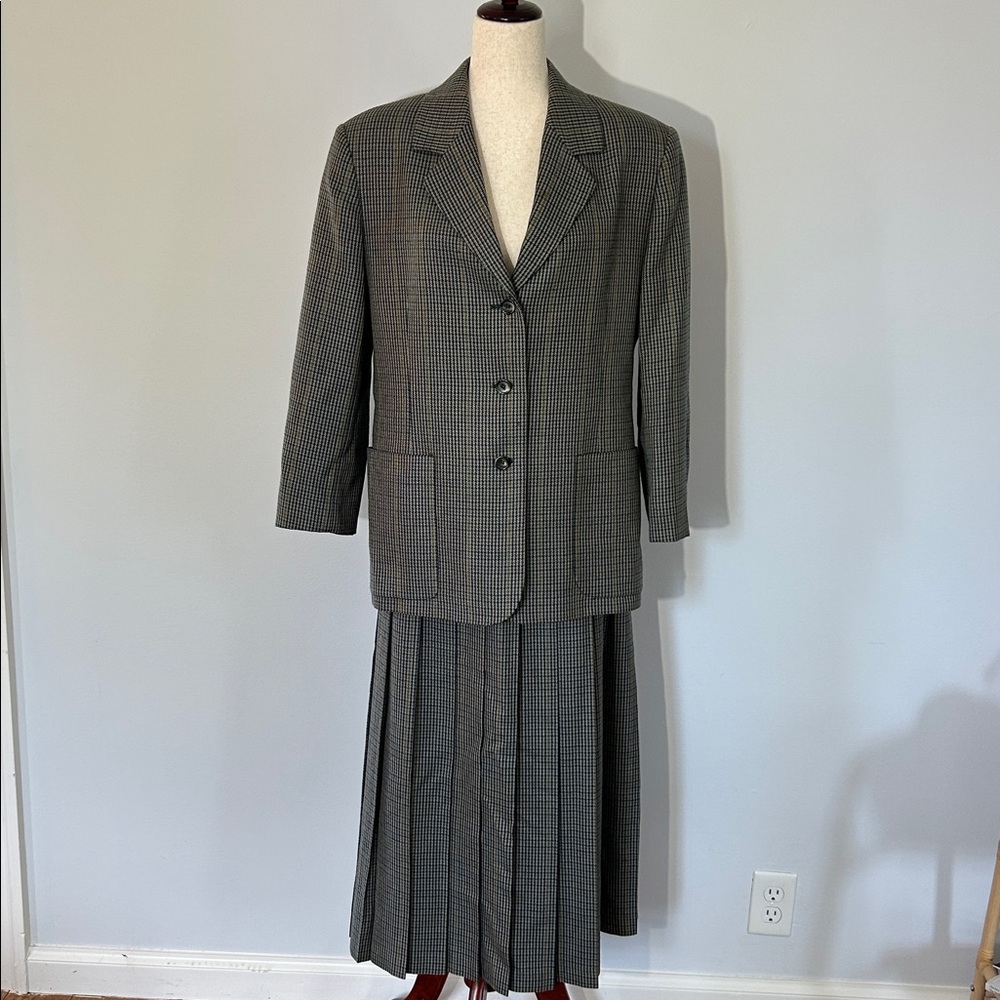 Foxley England Vintage 100% Wool Plaid Skirt Suit